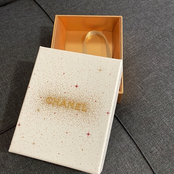 CHANEL Other - Chanel Cologne/Parfum Box